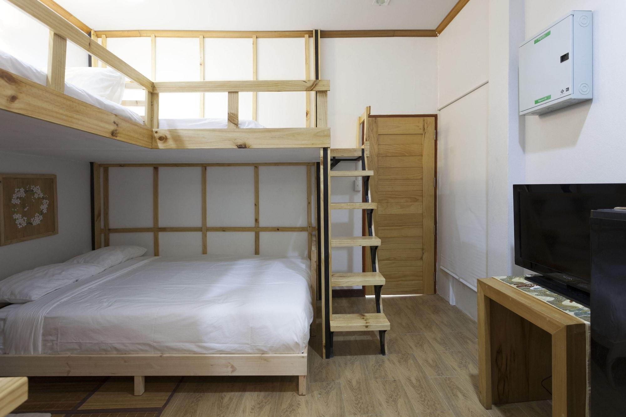 Haikin Ryokan Čiang Mai Exteriér fotografie